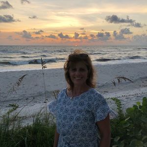 Meet your Posher, Cinira